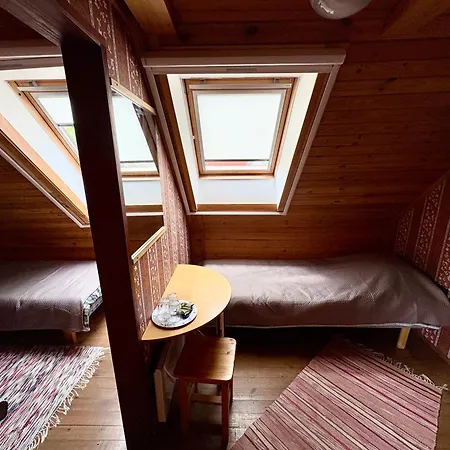 Suurjaerve Kuelalistemaja Guest house 3*